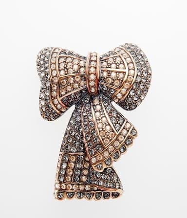 Broche Lazo. Infinite Love 1