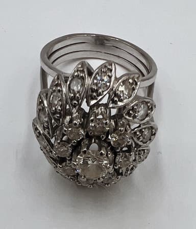Sortija flor diamantes 2