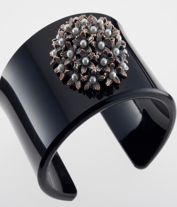 Brazalete rígido negro Blooming Land Brazalete rígido negro Blooming Land